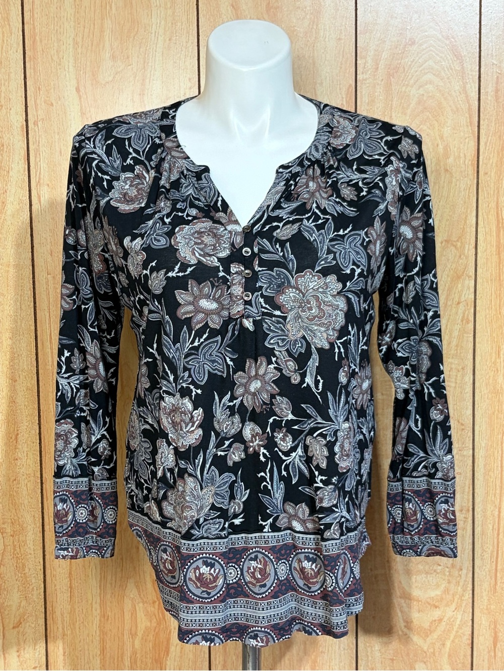 Lucky Brand Black Floral Paisley Long-Sleeve Henley SZ - L